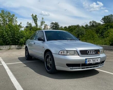 Сірий Ауді А4, об'ємом двигуна 1.6 л та пробігом 359 тис. км за 3300 $, фото 1 на Automoto.ua