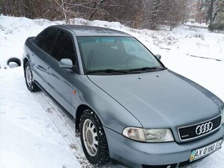 Сірий Ауді А4, об'ємом двигуна 1.8 л та пробігом 450 тис. км за 4100 $, фото 1 на Automoto.ua