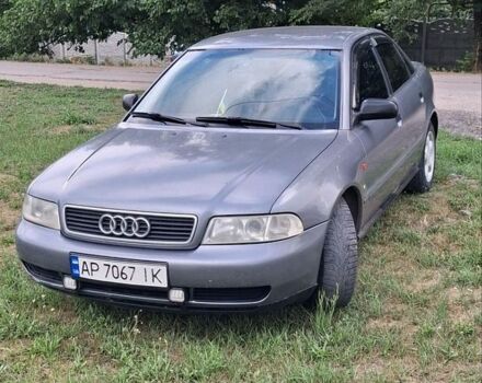 Серый Ауди А4, объемом двигателя 1.8 л и пробегом 477 тыс. км за 3400 $, фото 1 на Automoto.ua