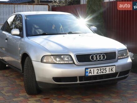 Сірий Ауді А4, об'ємом двигуна 1.8 л та пробігом 297 тис. км за 3250 $, фото 1 на Automoto.ua