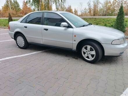 Серый Ауди А4, объемом двигателя 0 л и пробегом 300 тыс. км за 1700 $, фото 1 на Automoto.ua
