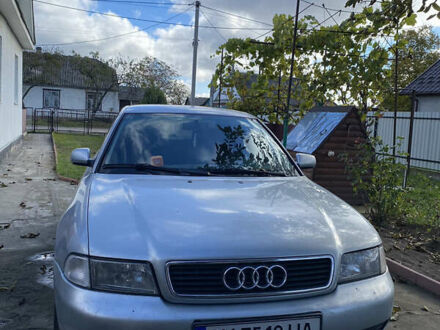 Серый Ауди А4, объемом двигателя 1.6 л и пробегом 262 тыс. км за 2000 $, фото 1 на Automoto.ua