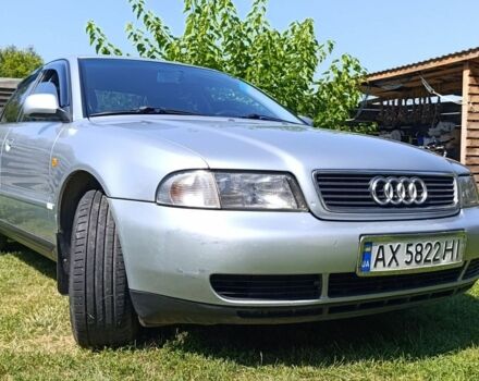Сірий Ауді А4, об'ємом двигуна 1.78 л та пробігом 270 тис. км за 3700 $, фото 1 на Automoto.ua