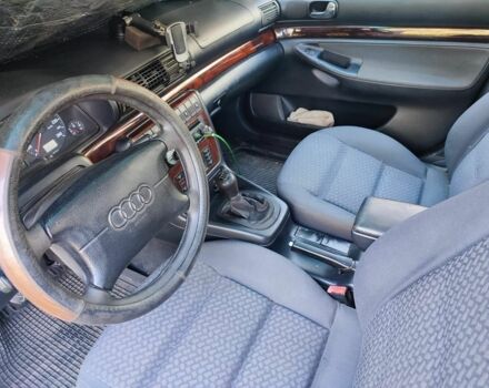 Серый Ауди А4, объемом двигателя 2 л и пробегом 340 тыс. км за 3199 $, фото 1 на Automoto.ua