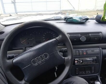 Серый Ауди А4, объемом двигателя 1.9 л и пробегом 100 тыс. км за 800 $, фото 1 на Automoto.ua