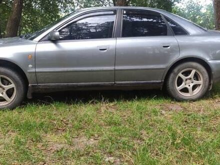 Сірий Ауді А4, об'ємом двигуна 1.8 л та пробігом 362 тис. км за 3500 $, фото 1 на Automoto.ua