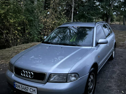 Сірий Ауді А4, об'ємом двигуна 1.9 л та пробігом 374 тис. км за 2950 $, фото 1 на Automoto.ua