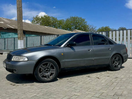 Ауди А4 1998 в Новой Одессе на Automoto.ua Серый Ауди А4, объемом двигателя 1.9 л и пробегом 418 тыс. км за 2800 $, фото 1 на Automoto.ua