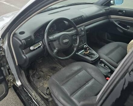 Серый Ауди А4, объемом двигателя 1.6 л и пробегом 190 тыс. км за 3350 $, фото 1 на Automoto.ua