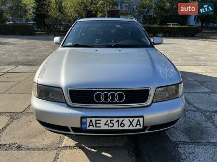 Серый Ауди А4, объемом двигателя 2.39 л и пробегом 293 тыс. км за 3750 $, фото 1 на Automoto.ua