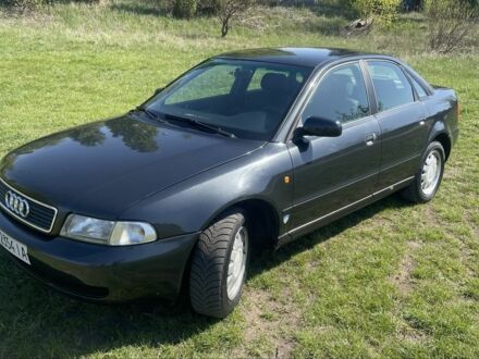 Ауди А4 1998 в Харькове на Automoto.ua Серый Ауди А4, объемом двигателя 1.6 л и пробегом 240 тыс. км за 3400 $, фото 1 на Automoto.ua