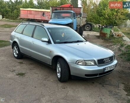 Сірий Ауді А4, об'ємом двигуна 1.6 л та пробігом 408 тис. км за 2850 $, фото 1 на Automoto.ua