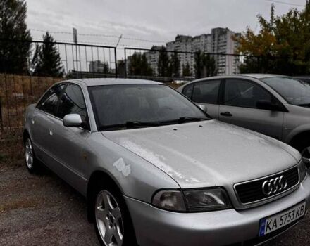 Сірий Ауді А4, об'ємом двигуна 2.4 л та пробігом 250 тис. км за 2650 $, фото 1 на Automoto.ua