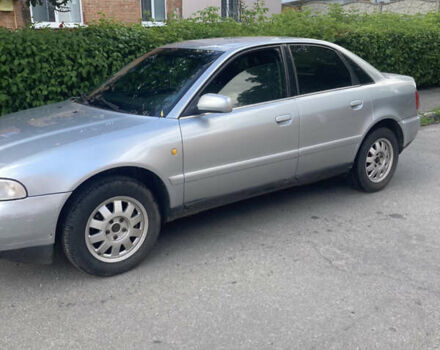 Серый Ауди А4, объемом двигателя 1.6 л и пробегом 470 тыс. км за 3800 $, фото 1 на Automoto.ua