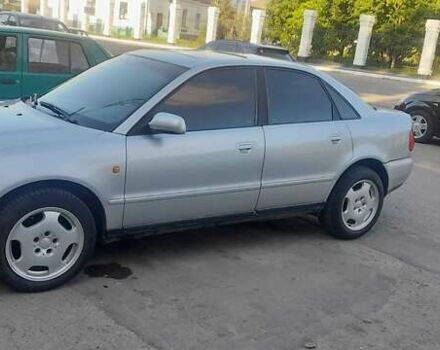 Сірий Ауді А4, об'ємом двигуна 1.6 л та пробігом 400 тис. км за 2350 $, фото 1 на Automoto.ua