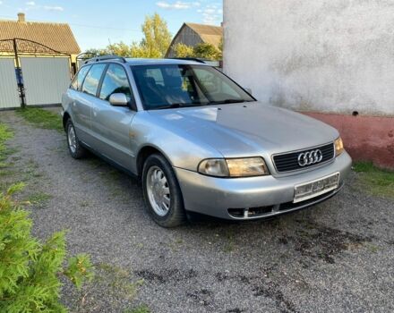 Сірий Ауді А4, об'ємом двигуна 1.9 л та пробігом 380 тис. км за 2296 $, фото 1 на Automoto.ua