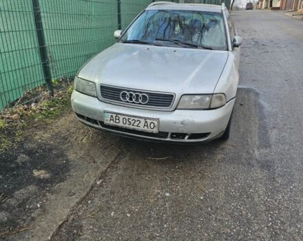 Сірий Ауді А4, об'ємом двигуна 1.8 л та пробігом 300 тис. км за 900 $, фото 1 на Automoto.ua