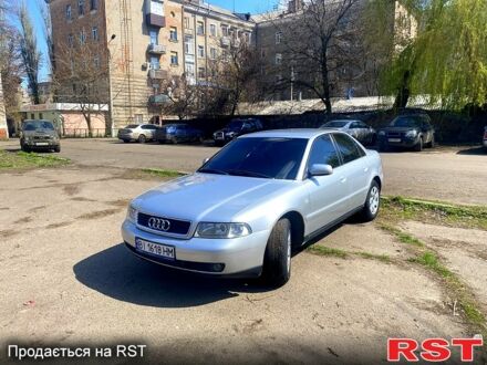 Ауді А4 1999 у Славянске на Automoto.ua Сірий Ауді А4, об'ємом двигуна 1.9 л та пробігом 440 тис. км за 4500 $, фото 1 на Automoto.ua
