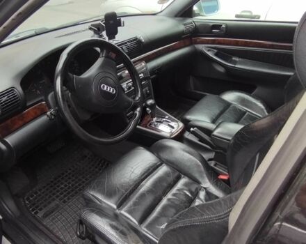 Сірий Ауді А4, об'ємом двигуна 2.4 л та пробігом 340 тис. км за 2351 $, фото 1 на Automoto.ua