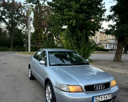 Сірий Ауді А4, об'ємом двигуна 1.9 л та пробігом 300 тис. км за 1905 $, фото 1 на Automoto.ua