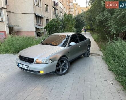 Серый Ауди А4, объемом двигателя 1.78 л и пробегом 475 тыс. км за 2800 $, фото 1 на Automoto.ua