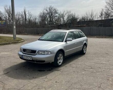 Серый Ауди А4, объемом двигателя 2.5 л и пробегом 330 тыс. км за 2500 $, фото 1 на Automoto.ua