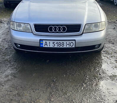 Сірий Ауді А4, об'ємом двигуна 1.78 л та пробігом 212 тис. км за 2750 $, фото 1 на Automoto.ua