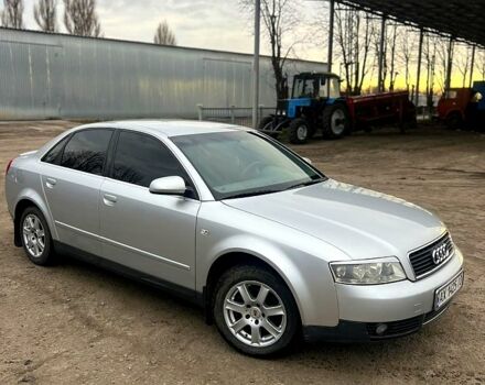 Серый Ауди А4, объемом двигателя 2 л и пробегом 370 тыс. км за 4500 $, фото 1 на Automoto.ua