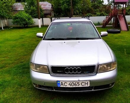 Ауди А4 2000 в Владимир-Волынский на Automoto.ua Серый Ауди А4, объемом двигателя 1.9 л и пробегом 25 тыс. км за 4000 $, фото 1 на Automoto.ua
