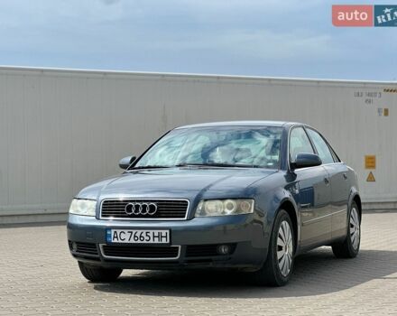 Серый Ауди А4, объемом двигателя 2 л и пробегом 225 тыс. км за 5700 $, фото 1 на Automoto.ua