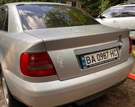 Сірий Ауді А4, об'ємом двигуна 2.5 л та пробігом 300 тис. км за 3000 $, фото 1 на Automoto.ua