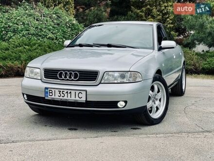 Сірий Ауді А4, об'ємом двигуна 1.6 л та пробігом 241 тис. км за 3600 $, фото 1 на Automoto.ua