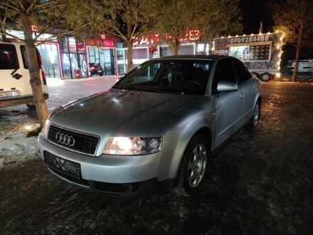 Сірий Ауді А4, об'ємом двигуна 2 л та пробігом 322 тис. км за 4200 $, фото 1 на Automoto.ua