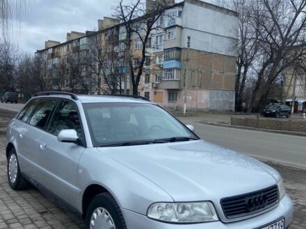 Серый Ауди А4, объемом двигателя 1.9 л и пробегом 300 тыс. км за 2600 $, фото 1 на Automoto.ua