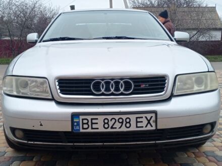 Серый Ауди А4, объемом двигателя 1.8 л и пробегом 370 тыс. км за 2700 $, фото 1 на Automoto.ua