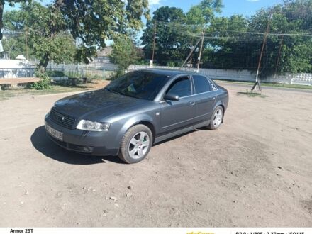 Сірий Ауді А4, об'ємом двигуна 2 л та пробігом 278 тис. км за 4509 $, фото 1 на Automoto.ua