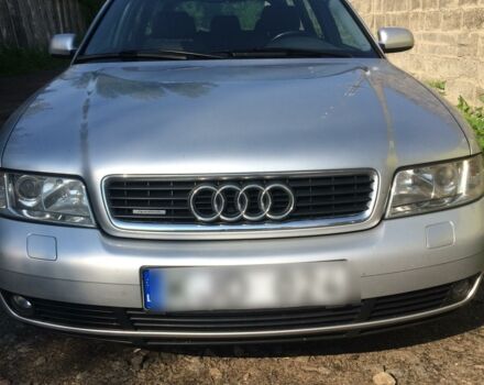 Сірий Ауді А4, об'ємом двигуна 2.5 л та пробігом 291 тис. км за 3000 $, фото 1 на Automoto.ua
