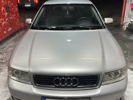 Серый Ауди А4, объемом двигателя 1.6 л и пробегом 210 тыс. км за 3650 $, фото 1 на Automoto.ua