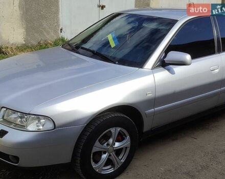 Сірий Ауді А4, об'ємом двигуна 1.6 л та пробігом 300 тис. км за 2950 $, фото 1 на Automoto.ua