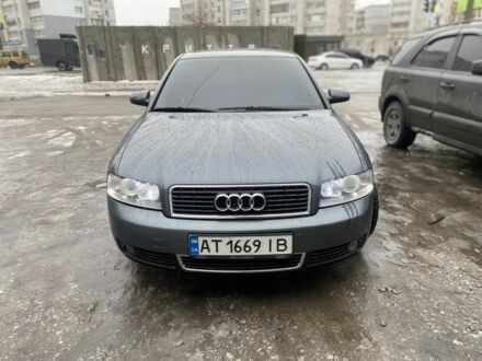 Сірий Ауді А4, об'ємом двигуна 2 л та пробігом 250 тис. км за 3900 $, фото 1 на Automoto.ua