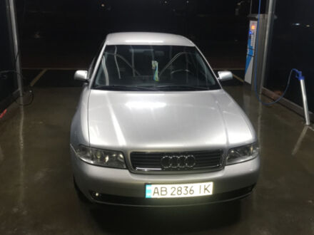 Сірий Ауді А4, об'ємом двигуна 1.6 л та пробігом 249 тис. км за 4400 $, фото 1 на Automoto.ua