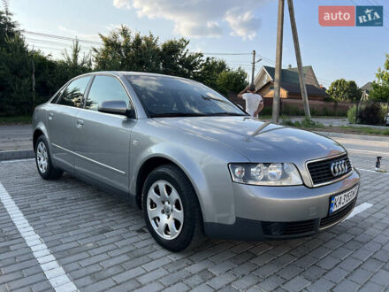 Ауди А4 2001 в Киеве на Automoto.ua Серый Ауди А4, объемом двигателя 2 л и пробегом 299 тыс. км за 4800 $, фото 1 на Automoto.ua