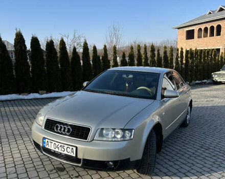 Серый Ауди А4, объемом двигателя 2 л и пробегом 300 тыс. км за 3850 $, фото 1 на Automoto.ua