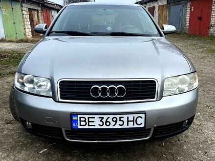 Сірий Ауді А4, об'ємом двигуна 2.5 л та пробігом 320 тис. км за 5000 $, фото 1 на Automoto.ua
