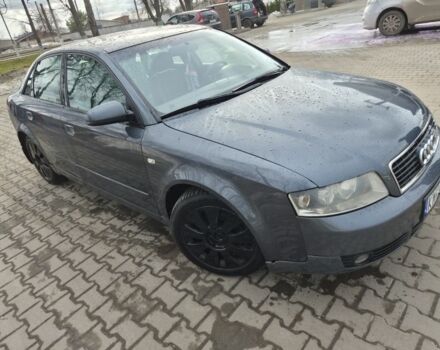 Серый Ауди А4, объемом двигателя 2 л и пробегом 322 тыс. км за 2200 $, фото 1 на Automoto.ua
