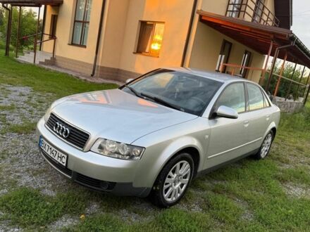 Сірий Ауді А4, об'ємом двигуна 2 л та пробігом 208 тис. км за 5306 $, фото 1 на Automoto.ua