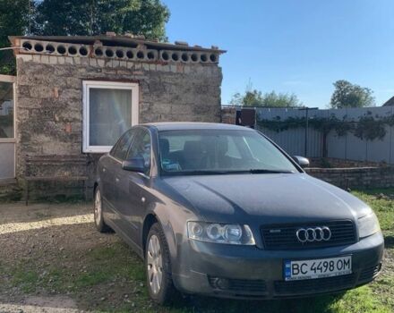 Сірий Ауді А4, об'ємом двигуна 2 л та пробігом 400 тис. км за 4485 $, фото 1 на Automoto.ua