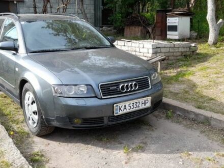Сірий Ауді А4, об'ємом двигуна 2.5 л та пробігом 370 тис. км за 5500 $, фото 1 на Automoto.ua