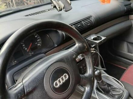 Серый Ауди А4, объемом двигателя 1.9 л и пробегом 400 тыс. км за 4400 $, фото 1 на Automoto.ua