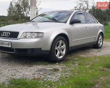 Сірий Ауді А4, об'ємом двигуна 2 л та пробігом 257 тис. км за 6000 $, фото 1 на Automoto.ua